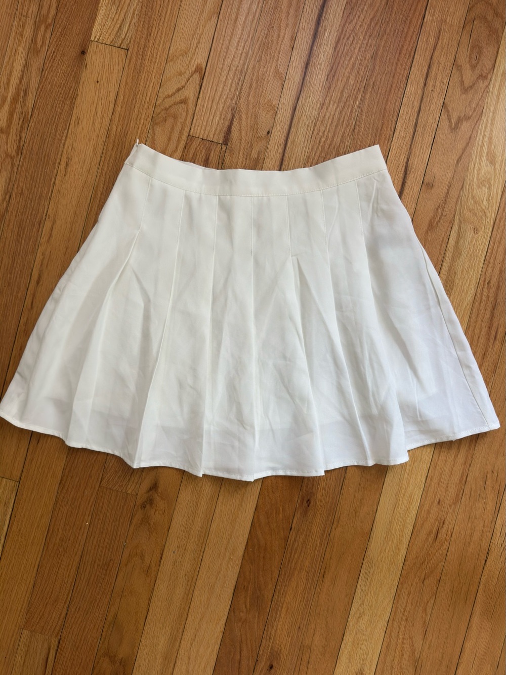 SHEIN White Pleated Circle Skater Skirt